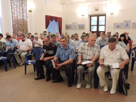 Мэр призвал неравнодушных мариупольцев принять участие в строительстве третьей линии обороны (ФОТО) (фото) - фото 1 Мэр призвал неравнодушных мариупольцев принять участие в строительстве третьей линии обороны (ФОТО) (фото) - фото 1