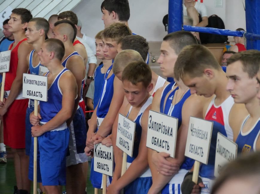 Понад 250 боксерів приїхали до Тернополя на Чемпіонат України серед юніорів (ФОТОРЕПОРТАЖ) (фото) - фото 1 Понад 250 боксерів приїхали до Тернополя на Чемпіонат України серед юніорів (ФОТОРЕПОРТАЖ) (фото) - фото 1