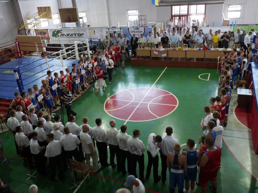 Понад 250 боксерів приїхали до Тернополя на Чемпіонат України серед юніорів (ФОТОРЕПОРТАЖ) (фото) - фото 1 Понад 250 боксерів приїхали до Тернополя на Чемпіонат України серед юніорів (ФОТОРЕПОРТАЖ) (фото) - фото 1