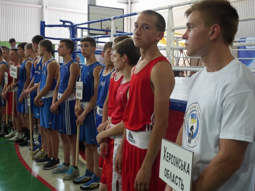 Понад 250 боксерів приїхали до Тернополя на Чемпіонат України серед юніорів (ФОТОРЕПОРТАЖ) (фото) - фото 1 Понад 250 боксерів приїхали до Тернополя на Чемпіонат України серед юніорів (ФОТОРЕПОРТАЖ) (фото) - фото 1