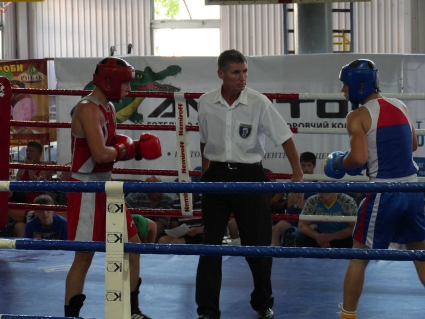 Понад 250 боксерів приїхали до Тернополя на Чемпіонат України серед юніорів (ФОТОРЕПОРТАЖ) (фото) - фото 1 Понад 250 боксерів приїхали до Тернополя на Чемпіонат України серед юніорів (ФОТОРЕПОРТАЖ) (фото) - фото 1