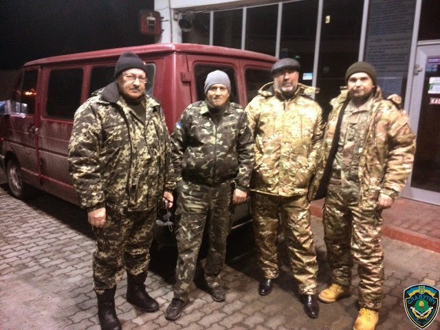 Волонтери ГФ Славутич перед поїздкою в зону АТО Волонтери ГФ Славутич перед поїздкою в зону АТО