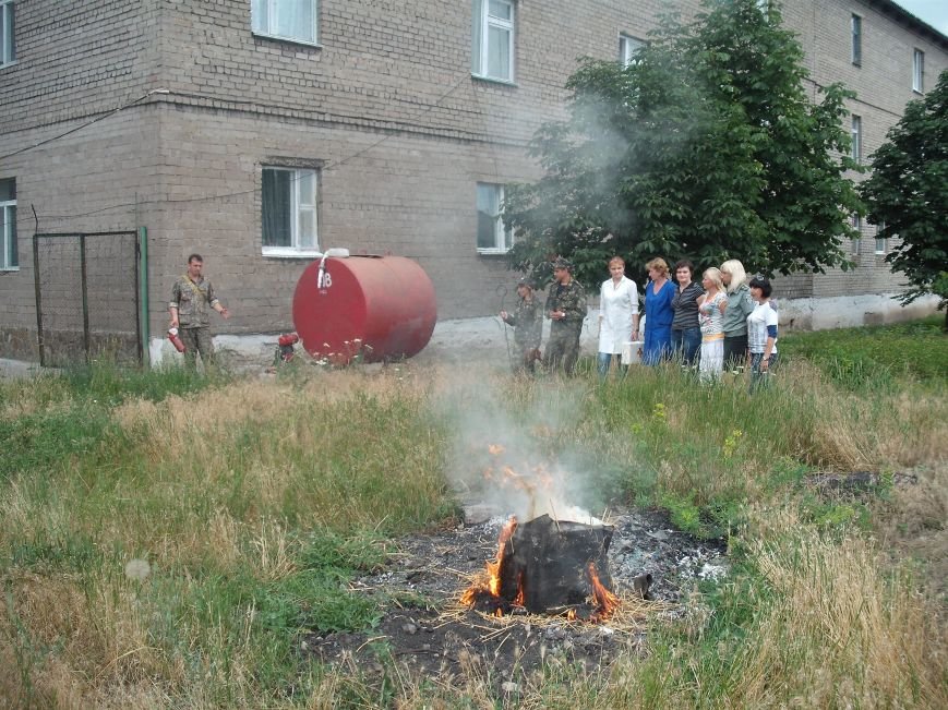 В Мариупольской исправительной колонии сотрудники устроили пожар (ФОТО) (фото) - фото 1 В Мариупольской исправительной колонии сотрудники устроили пожар (ФОТО) (фото) - фото 1