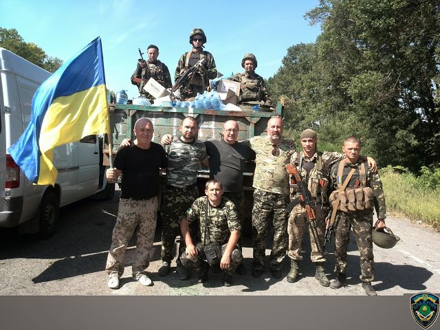 Волонтери ГФ Славутич (1) Волонтери ГФ Славутич (1)
