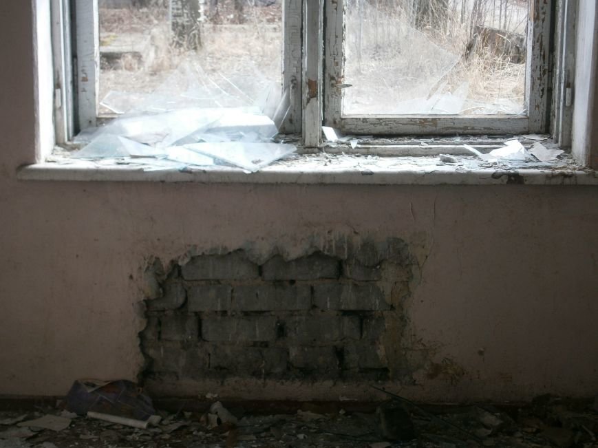 В Димитрове намерены восстановить 3 корпуса больницы, разрушение которых допустила нынешняя местная власть (ФОТО) (фото) - фото 11 В Димитрове намерены восстановить 3 корпуса больницы, разрушение которых допустила нынешняя местная власть (ФОТО) (фото) - фото 11