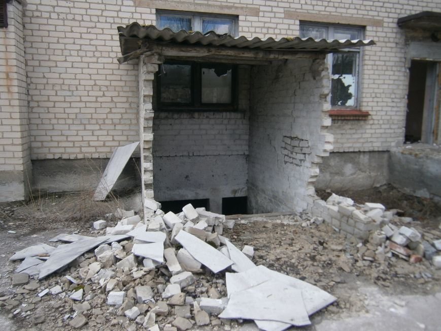 В Димитрове намерены восстановить 3 корпуса больницы, разрушение которых допустила нынешняя местная власть (ФОТО) (фото) - фото 8 В Димитрове намерены восстановить 3 корпуса больницы, разрушение которых допустила нынешняя местная власть (ФОТО) (фото) - фото 8