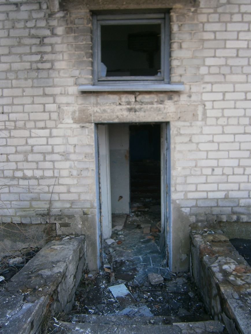 В Димитрове намерены восстановить 3 корпуса больницы, разрушение которых допустила нынешняя местная власть (ФОТО) (фото) - фото 2 В Димитрове намерены восстановить 3 корпуса больницы, разрушение которых допустила нынешняя местная власть (ФОТО) (фото) - фото 2