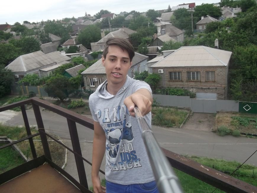 BG2_duYYHxk (1) BG2_duYYHxk (1)