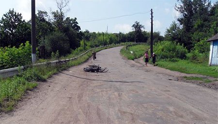На Сумщине еще одно ДТП с участием велосипеда и мопеда (ФОТО) (фото) - фото 1 На Сумщине еще одно ДТП с участием велосипеда и мопеда (ФОТО) (фото) - фото 1