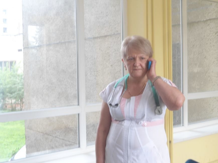 Медики розповіли про стан дільничих, які постраждали внаслідок теракту у Львові (ФОТО) (фото) - фото 3 Медики розповіли про стан дільничих, які постраждали внаслідок теракту у Львові (ФОТО) (фото) - фото 3