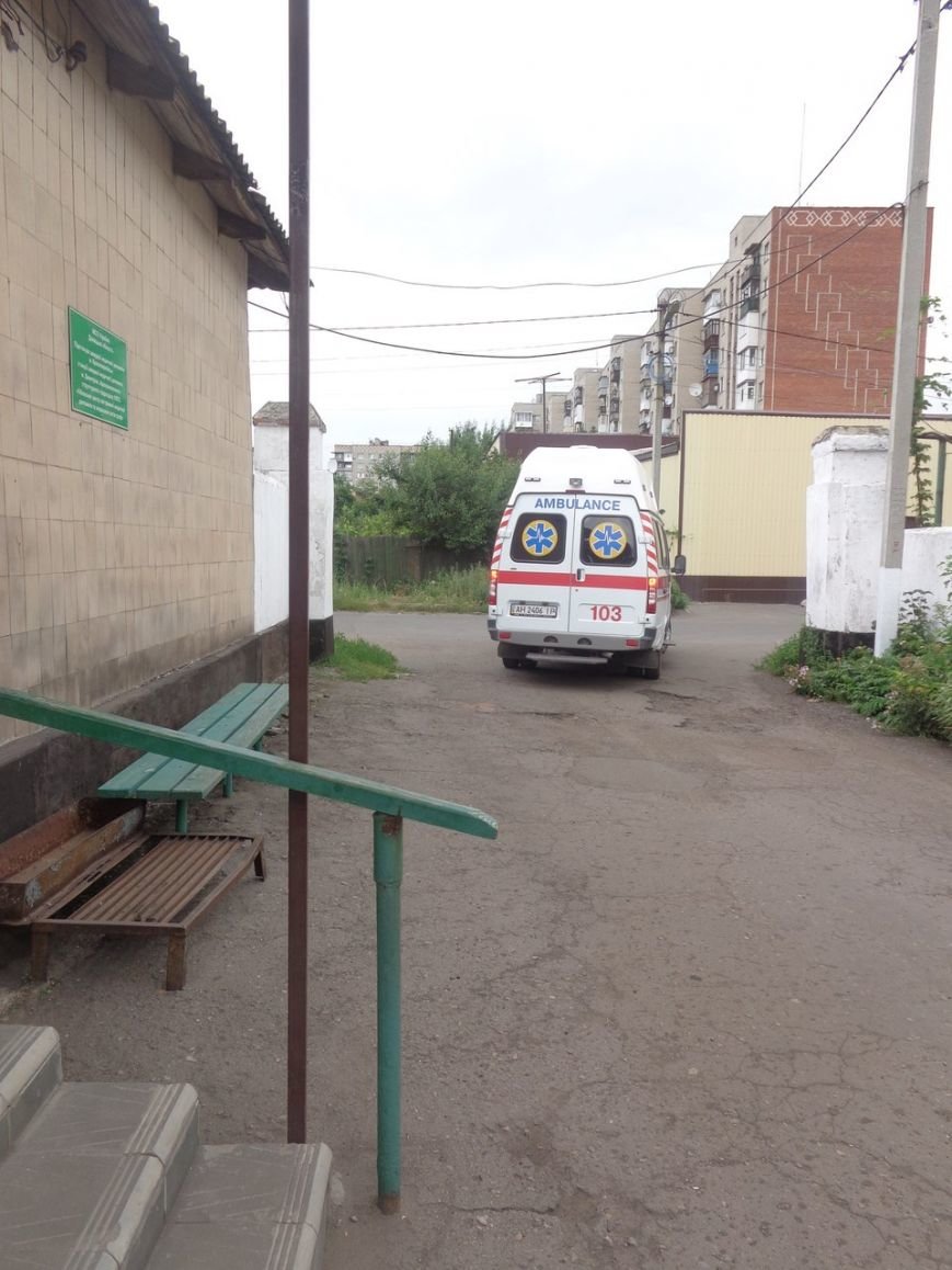 В Красноармейских больницах нет недостатка в медикаментах, но есть в медиках (фото) - фото 2 В Красноармейских больницах нет недостатка в медикаментах, но есть в медиках (фото) - фото 2