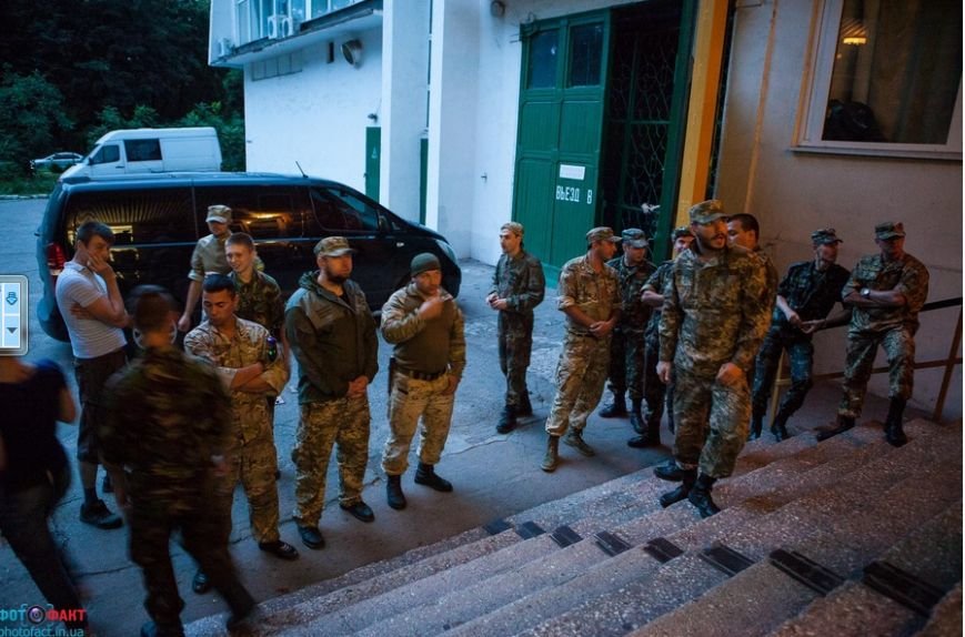 В Запорожье пытались раздать повестки прямо в спортзале (ФОТО) 