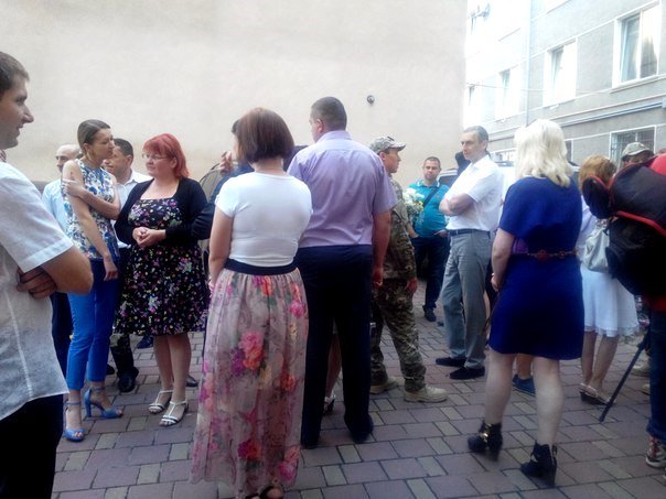 У Франківську зустріли податківців, які повернулися із зони АТО (ФОТО) (фото) - фото 6 У Франківську зустріли податківців, які повернулися із зони АТО (ФОТО) (фото) - фото 6