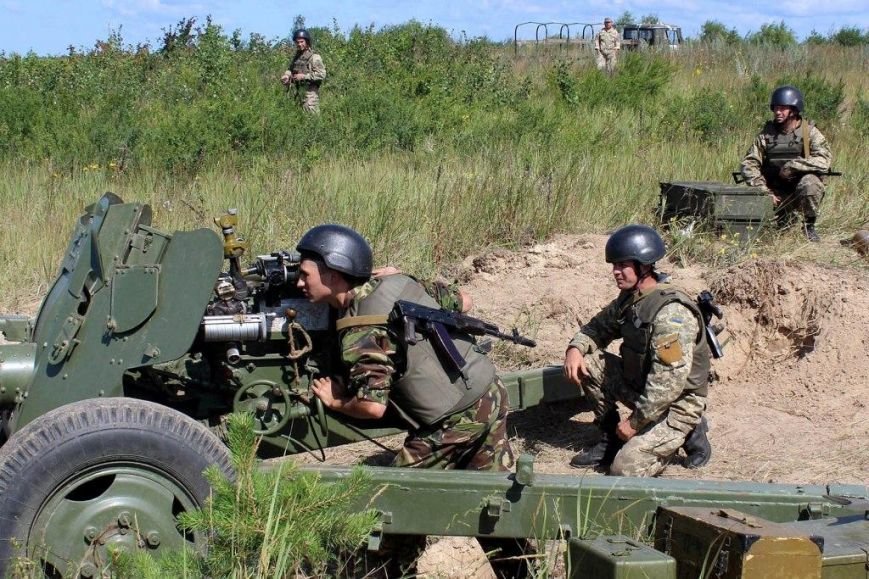 Подготовка артиллеристов продолжается в Черниговской области (фото) - фото 1 Подготовка артиллеристов продолжается в Черниговской области (фото) - фото 1
