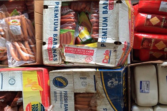 Львівські правоохоронці зупинили постачання контрафактних м’ясопродуктів на Львівщині (фото) - фото 1 Львівські правоохоронці зупинили постачання контрафактних м’ясопродуктів на Львівщині (фото) - фото 1