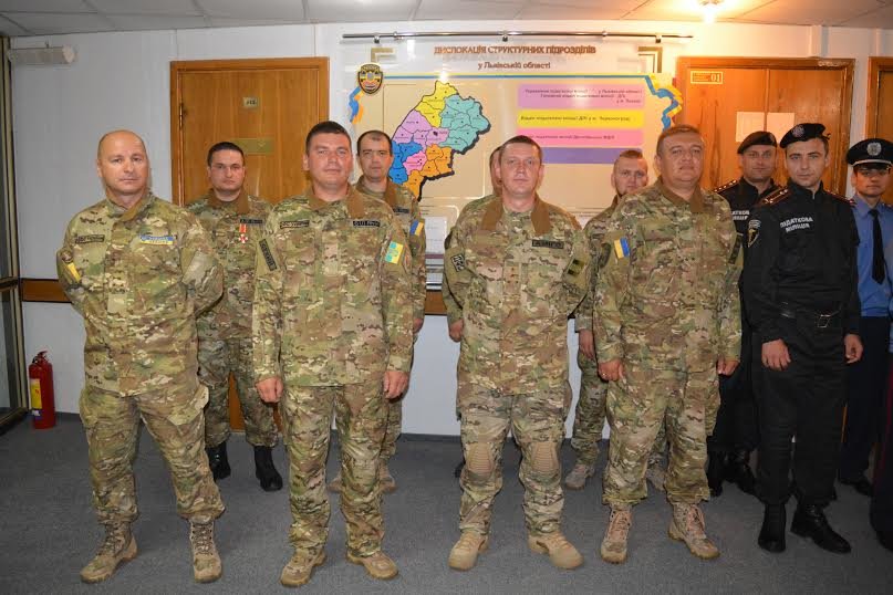 До Львова із зони бойових дій повернулись податкові міліціонери (ФОТО) (фото) - фото 1 До Львова із зони бойових дій повернулись податкові міліціонери (ФОТО) (фото) - фото 1