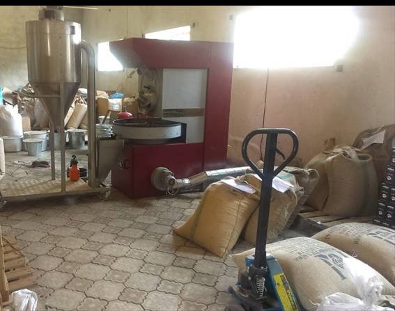 На Львівщині діяли чотири підпільні цехи із виготовлення кави відомих виробників (фото) - фото 1 На Львівщині діяли чотири підпільні цехи із виготовлення кави відомих виробників (фото) - фото 1