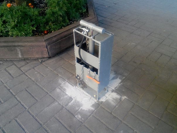 В центрі Івано-Франківська встановили вело-СТО (ФОТО) (фото) - фото 3 В центрі Івано-Франківська встановили вело-СТО (ФОТО) (фото) - фото 3