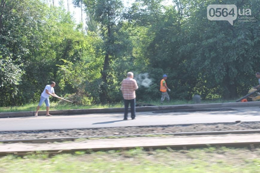 В Кривом Роге: продолжается ремонт «Чумацького шляху» и борьба с подпольными казино, задержан мужчина, до смерти избивший военнослужащего (фото) - фото 1 В Кривом Роге: продолжается ремонт «Чумацького шляху» и борьба с подпольными казино, задержан мужчина, до смерти избивший военнослужащего (фото) - фото 1