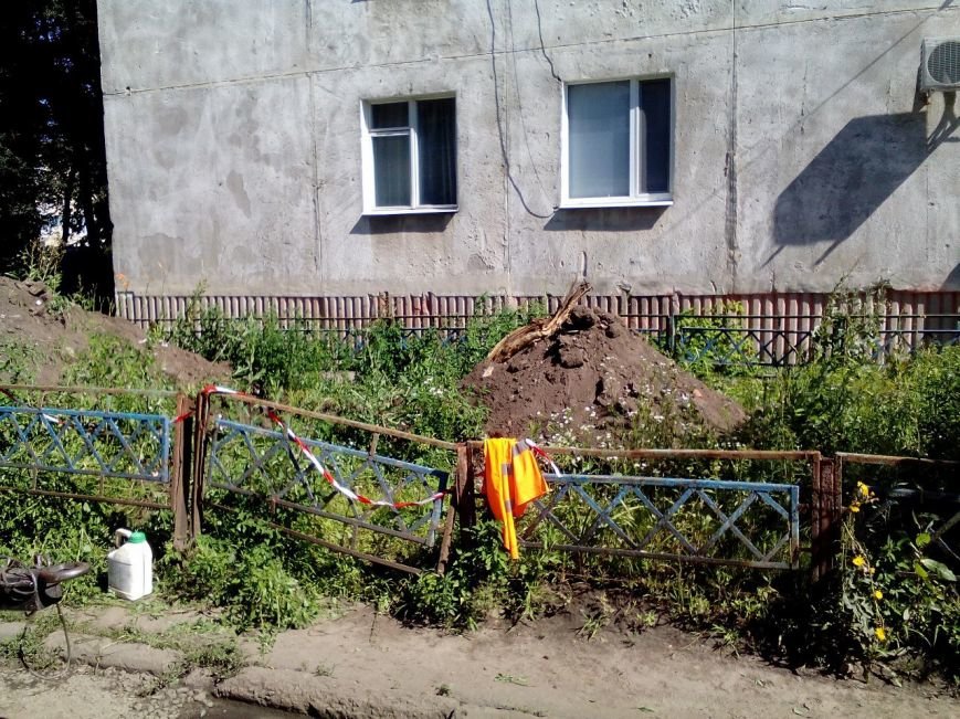 ООО «Управляющая компания Сумыстройтех» совместно с ООО «Сумытеплоэнерго» готовят жилой фонд к зиме (ФОТО) (фото) - фото 1 ООО «Управляющая компания Сумыстройтех» совместно с ООО «Сумытеплоэнерго» готовят жилой фонд к зиме (ФОТО) (фото) - фото 1
