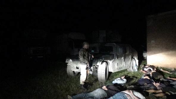В районе Мариуполя задержаны грузовики с продуктами для «ДНР» (ФОТО+ВИДЕО) (фото) - фото 1 В районе Мариуполя задержаны грузовики с продуктами для «ДНР» (ФОТО+ВИДЕО) (фото) - фото 1