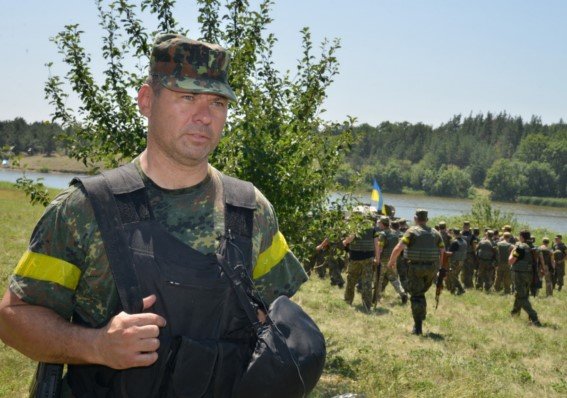 Под Мариуполем новосозданный батальон милиции вышел на полигон (ФОТОРЕПОРТАЖ) (фото) - фото 3 Под Мариуполем новосозданный батальон милиции вышел на полигон (ФОТОРЕПОРТАЖ) (фото) - фото 3