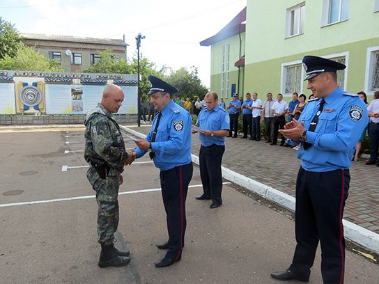 Зі Сходу повернулася чергова зміна працівників ДАІ (ФОТО) (фото) - фото 1 Зі Сходу повернулася чергова зміна працівників ДАІ (ФОТО) (фото) - фото 1