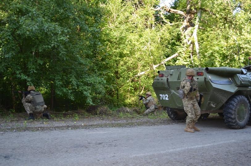 Як на Львівщині проходять українсько-американські навчання (ФОТОРЕПОРТАЖ) (фото) - фото 1 Як на Львівщині проходять українсько-американські навчання (ФОТОРЕПОРТАЖ) (фото) - фото 1