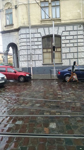 У Залізничному районі Львова не працюють світлофори (фото) - фото 1 У Залізничному районі Львова не працюють світлофори (фото) - фото 1