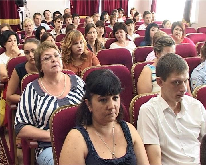 В Армавире прошло расширенное совещание , посвященное «Детскому закону» 15:39 (фото) - фото 1 В Армавире прошло расширенное совещание , посвященное «Детскому закону» 15:39 (фото) - фото 1