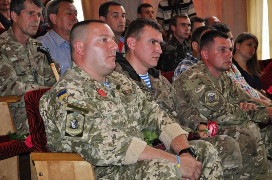 Бойцы Николаевской аэромобилки получили награды «За оборону Донецкого аэропорта» (ФОТО) (фото) - фото 2 Бойцы Николаевской аэромобилки получили награды «За оборону Донецкого аэропорта» (ФОТО) (фото) - фото 2