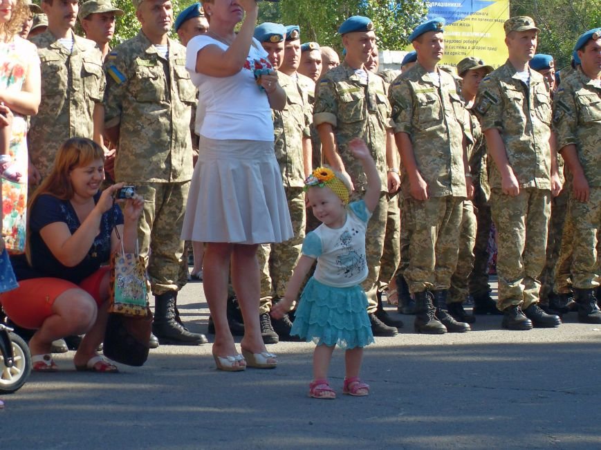 Николаевцы почтили память десантников, погибших на Донбассе (ФОТО) (фото) - фото 2
