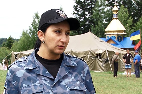 Дітям з табору «Карпатський легіон» показали як працюють міліціонери-кінологи (ФОТО) (фото) - фото 1 Дітям з табору «Карпатський легіон» показали як працюють міліціонери-кінологи (ФОТО) (фото) - фото 1