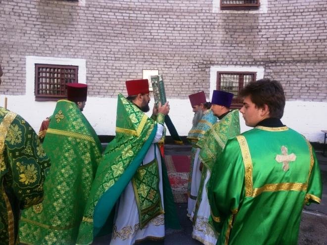 В день памяти Серафима Саровского в Криворожском учреждении исполнения наказаний состоялся храмовый праздник (ФОТО) (фото) - фото 1 В день памяти Серафима Саровского в Криворожском учреждении исполнения наказаний состоялся храмовый праздник (ФОТО) (фото) - фото 1
