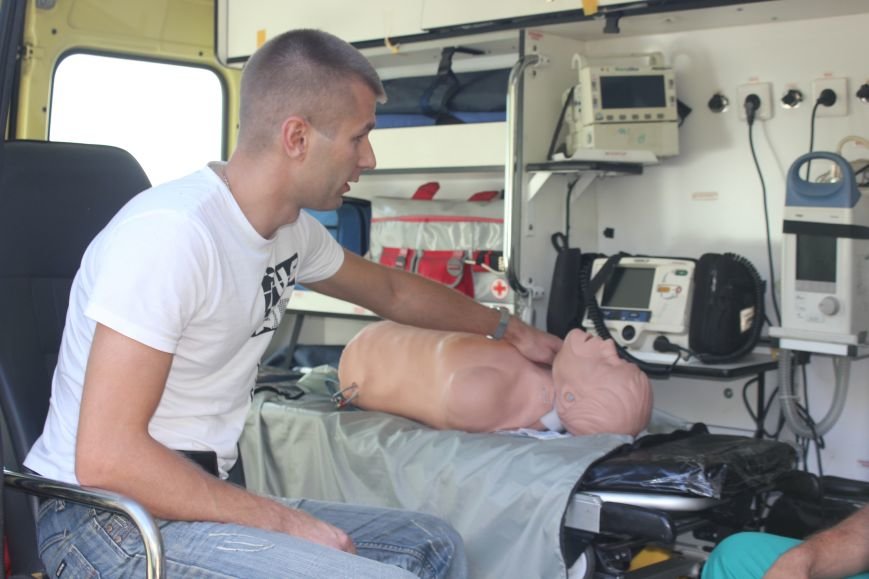 Вчера на ульяновские дороги вышли медики и МЧСники (фото) - фото 3