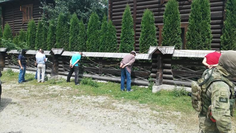 На Прикарпатті СБУ вилучила з незаконного обігу ядерні матеріали (ФОТО) (фото) - фото 1 На Прикарпатті СБУ вилучила з незаконного обігу ядерні матеріали (ФОТО) (фото) - фото 1