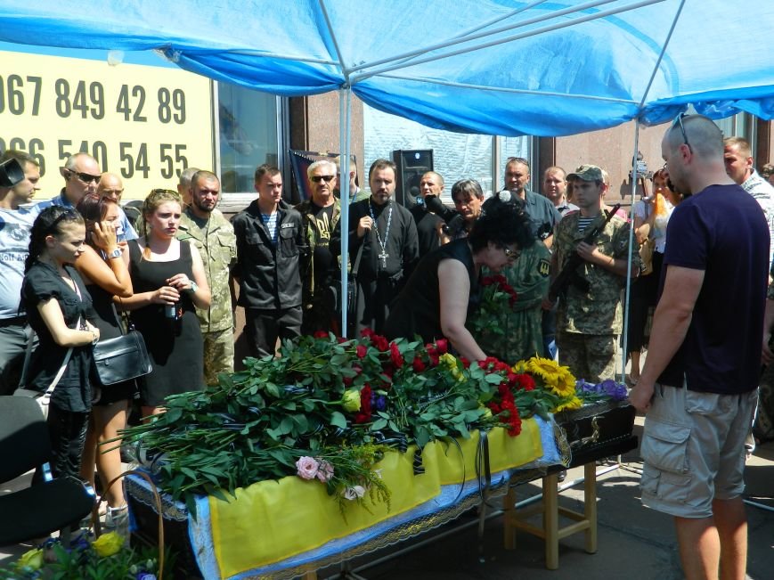 В Запорожье попрощались с 19-летним погибшим героем Данилом Касьяне... В Запорожье попрощались с 19-летним погибшим героем Данилом Касьяненко (ФОТО, ВИДЕО) (фото) - фото 8