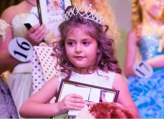 Всеукраинский конкурс красоты, моды и таланта «Mini-Miss Fashion & Miss Fashion teen Ukraine 2015» в Запорожье (фото) - фото 1 Всеукраинский конкурс красоты, моды и таланта «Mini-Miss Fashion & Miss Fashion teen Ukraine 2015» в Запорожье (фото) - фото 1