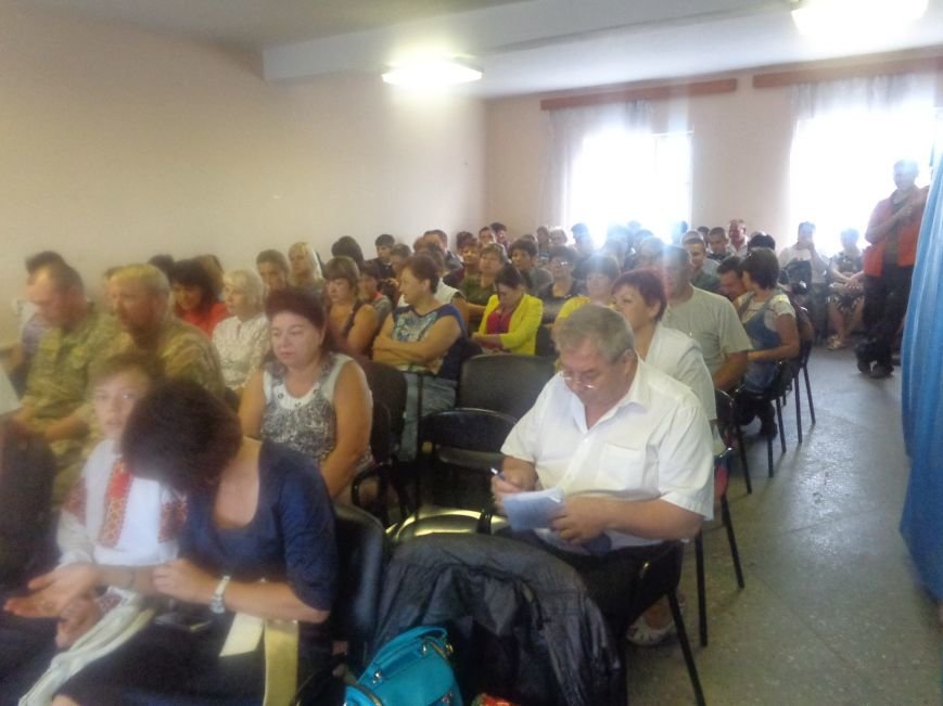 «Шануймося, бо ми того варті!» - в Красноармейске прошло мероприятие, посвященное Дню Независимости (фото) - фото 1 «Шануймося, бо ми того варті!» - в Красноармейске прошло мероприятие, посвященное Дню Независимости (фото) - фото 1