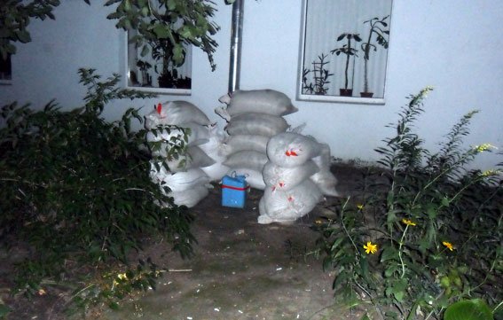 Этой ночью неизвестные заминировали офис Майдана на бульваре Пушкина (ФОТО) (фото) - фото 1 Этой ночью неизвестные заминировали офис Майдана на бульваре Пушкина (ФОТО) (фото) - фото 1