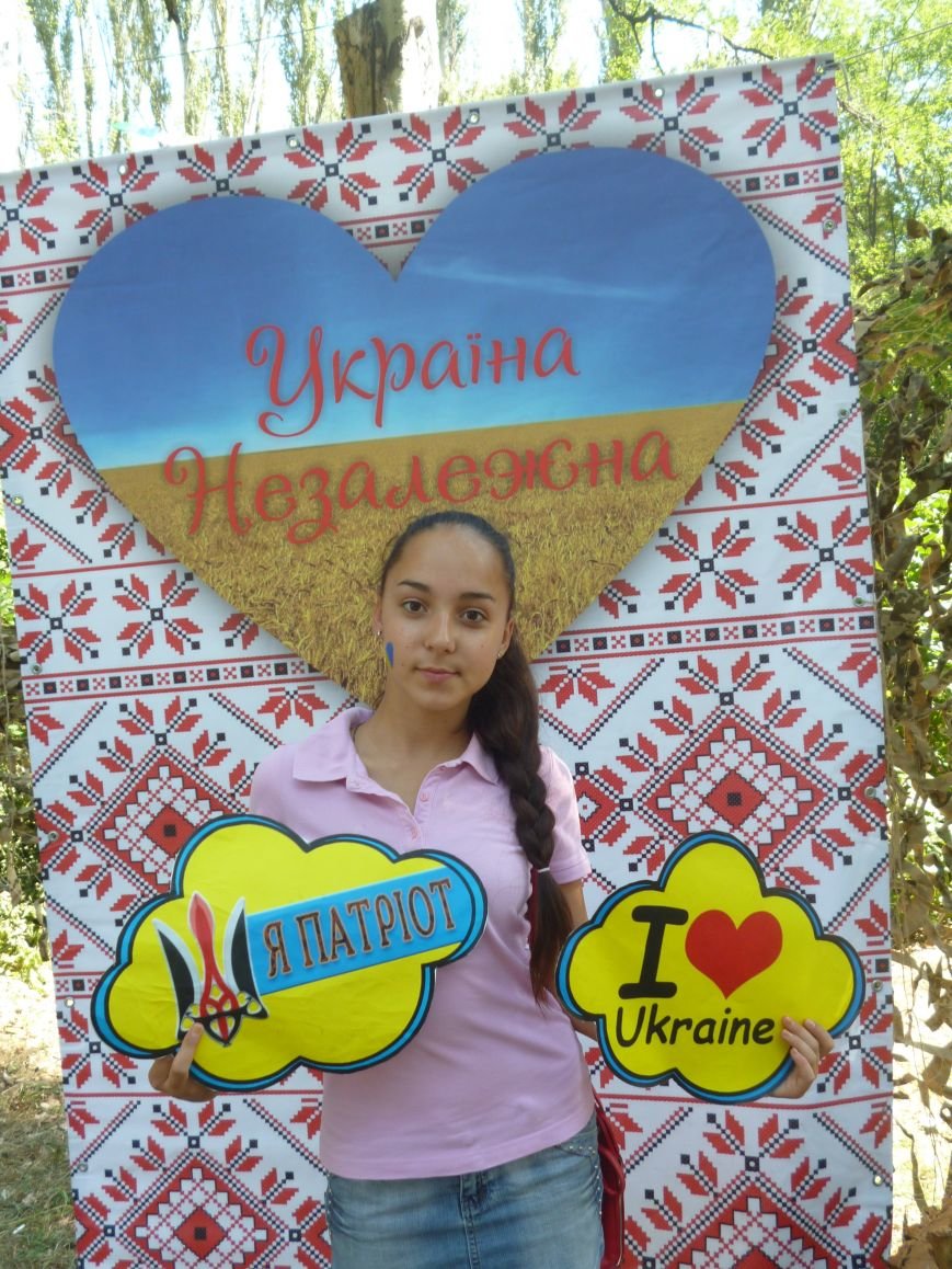 Маленькие криворожане в День Независимости Украины прошли «полосу препятствий» с бойцами АТО (ФОТО) (фото) - фото 1 Маленькие криворожане в День Независимости Украины прошли «полосу препятствий» с бойцами АТО (ФОТО) (фото) - фото 1