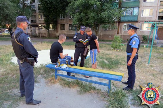 В Красноармейске продолжается празднование. И комплексная отработка правоохранителей (фото) - фото 4 В Красноармейске продолжается празднование. И комплексная отработка правоохранителей (фото) - фото 4