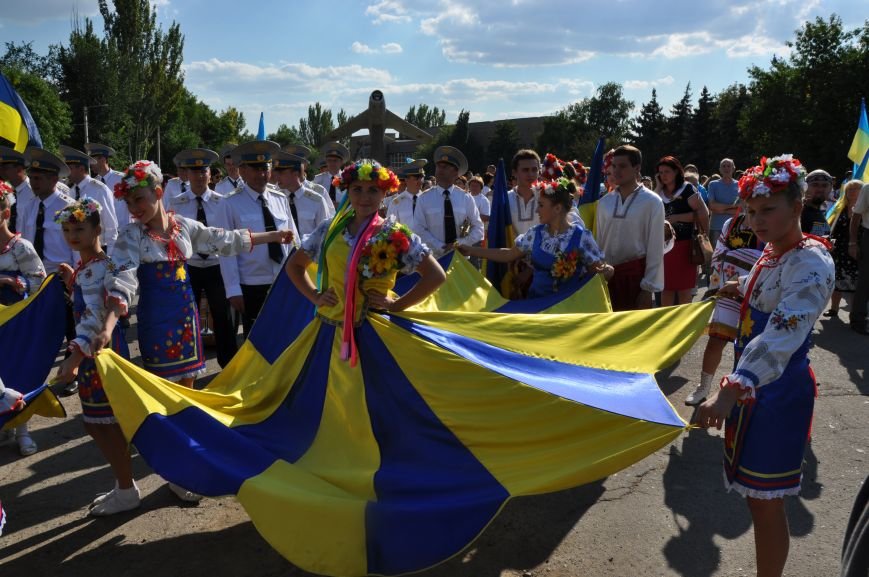 В Краматорске состоялось торжественное шествие (ФОТО, ВИДЕО), фото-2 В Краматорске состоялось торжественное шествие (ФОТО, ВИДЕО), фото-2
