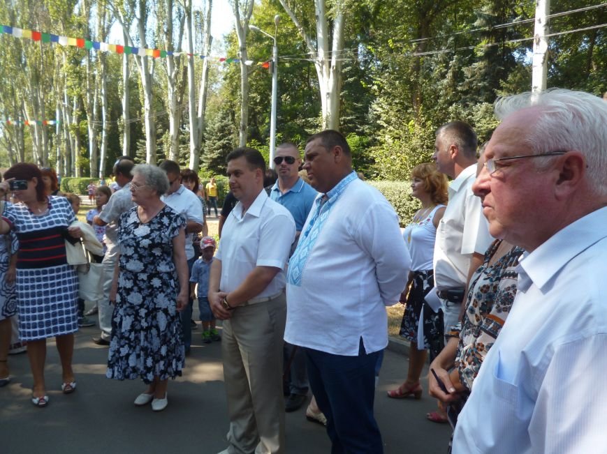 К празднованию Дня Независимости криворожские школьники создали карту Украины без Крыма (ОБНОВЛЕНО, ФОТО) (фото) - фото 2 К празднованию Дня Независимости криворожские школьники создали карту Украины без Крыма (ОБНОВЛЕНО, ФОТО) (фото) - фото 2