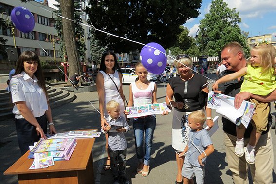В Івано-Франківську провели «День з ДАІ» (ФОТО) (фото) - фото 1 В Івано-Франківську провели «День з ДАІ» (ФОТО) (фото) - фото 1