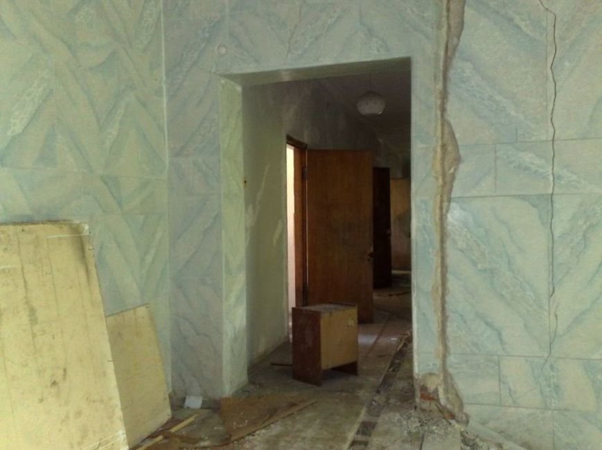 Мародеры разграбили здание «Макеевуглестроя» (фото) (фото) - фото 4 Мародеры разграбили здание «Макеевуглестроя» (фото) (фото) - фото 4