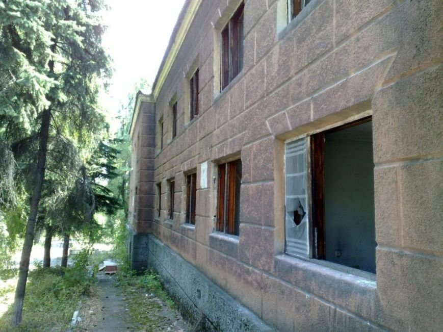 Мародеры разграбили здание «Макеевуглестроя» (фото) (фото) - фото 2 Мародеры разграбили здание «Макеевуглестроя» (фото) (фото) - фото 2