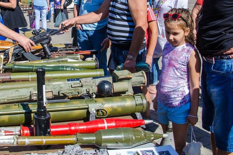 Волонтёры со всей Украины собрались на Днепропетровщине (фото) - фото 7 Волонтёры со всей Украины собрались на Днепропетровщине (фото) - фото 7