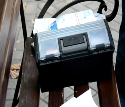В Николаеве задержали на взятке помощника депутата горсовета (ФОТО+ВИДЕО) (фото) - фото 4 В Николаеве задержали на взятке помощника депутата горсовета (ФОТО+ВИДЕО) (фото) - фото 4