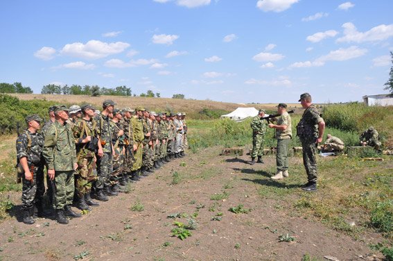 Николаевские добровольцы-милиционеры отстрелялись на полигоне и поедут на Донбасс (ФОТОРЕПОРТАЖ) (фото) - фото 4 Николаевские добровольцы-милиционеры отстрелялись на полигоне и поедут на Донбасс (ФОТОРЕПОРТАЖ) (фото) - фото 4
